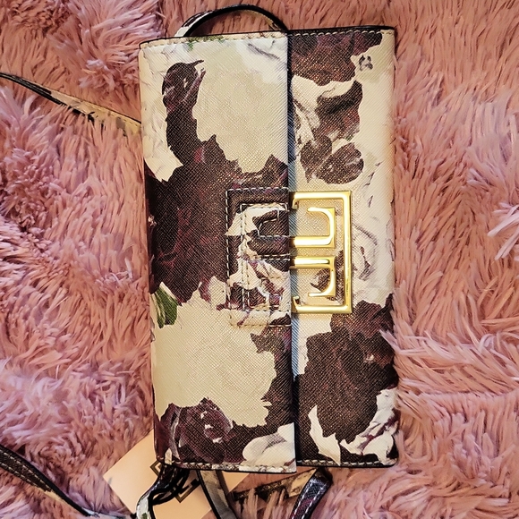 Wallet - Picture 2 of 10